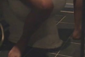 Slampan porr, sverige shemale får sitt stora dildo på hennes första dag