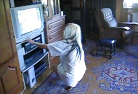 Jag tar min dotter frukost på sängen-sexiga svenska tjejer amatör, och vi måste sluta fucking