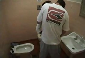 Avsugningar som en höjdpunkt av svenska kvinnor i porr, amatör tid: amatör porr filmer POV